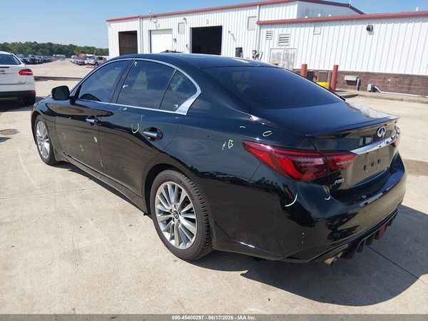 2022 INFINITI Q50 LUXE AWD