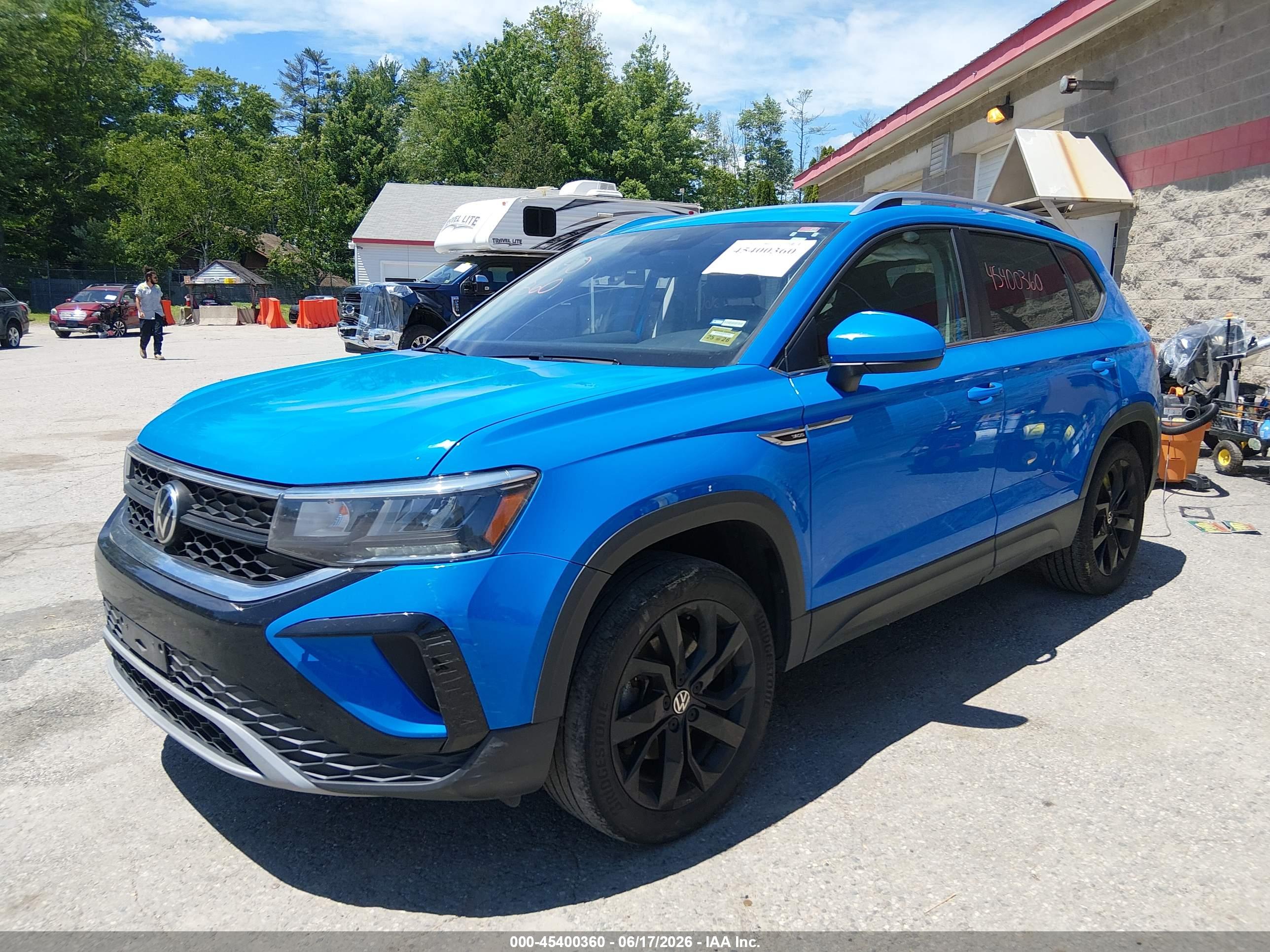 2022 VOLKSWAGEN TAOS 1.5T SE — I2