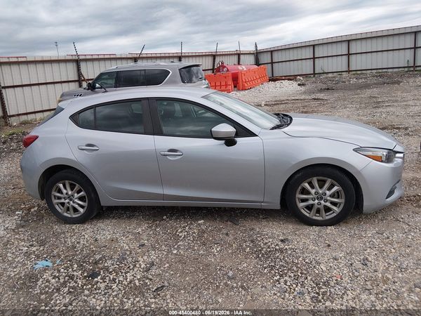 2017 MAZDA MAZDA3 SPORT