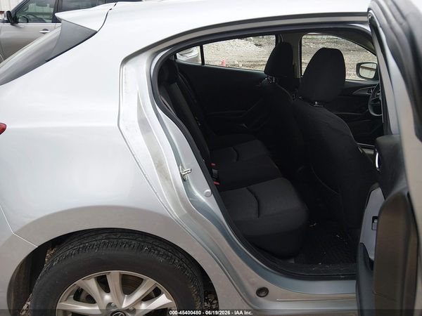 2017 MAZDA MAZDA3 SPORT