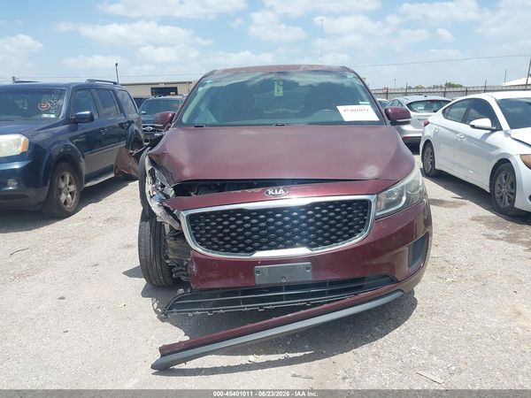 2018 KIA SEDONA LX