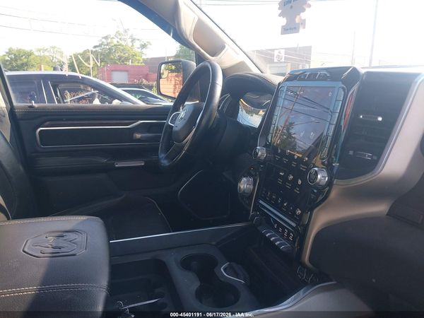 2020 RAM 1500 LARAMIE  4X4 5'7 BOX