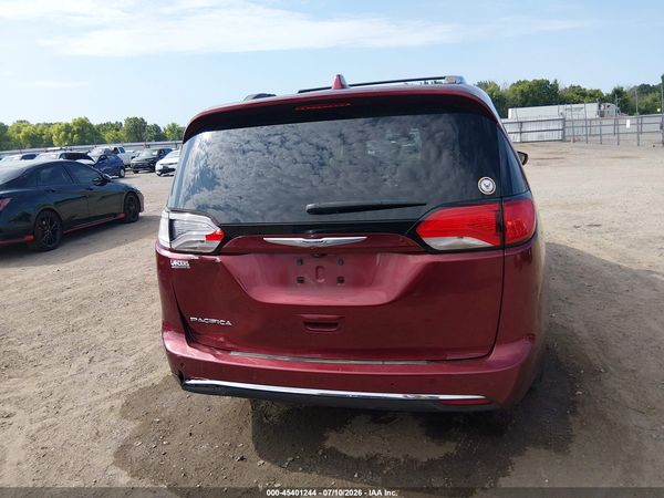 2019 CHRYSLER PACIFICA TOURING L