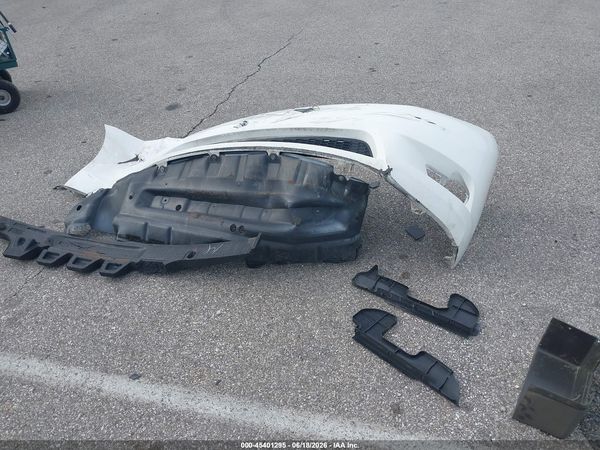 2013 TOYOTA SIENNA LE V6 8 PASSENGER