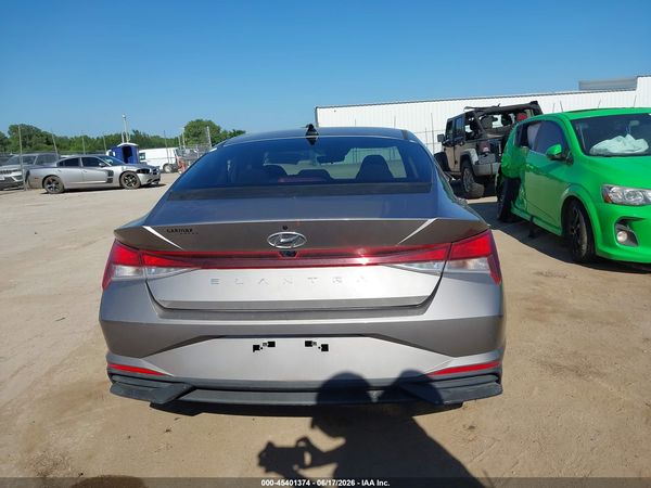 2022 HYUNDAI ELANTRA SEL