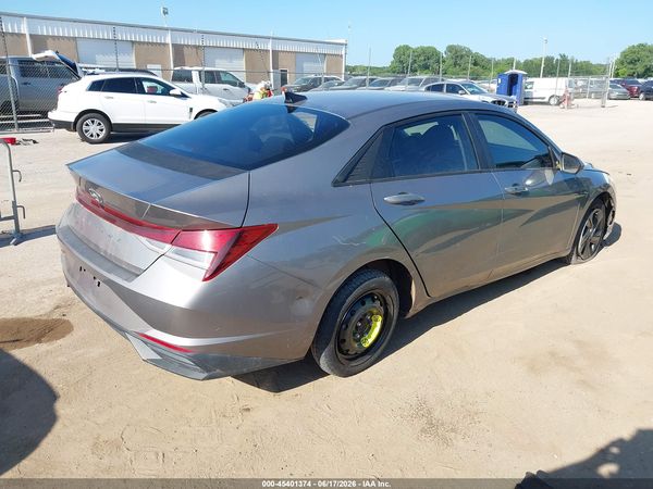 2022 HYUNDAI ELANTRA SEL