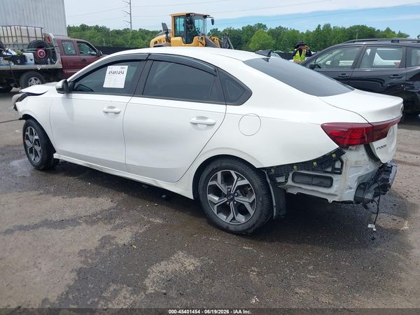 2019 KIA FORTE LXS