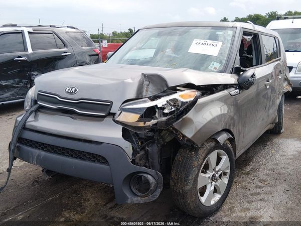 2018 KIA SOUL Base