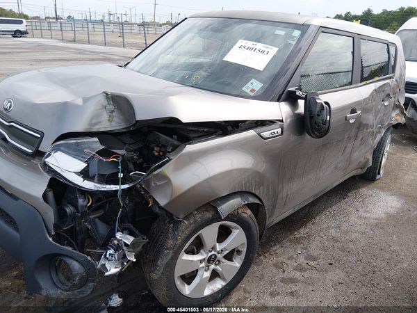 2018 KIA SOUL Base