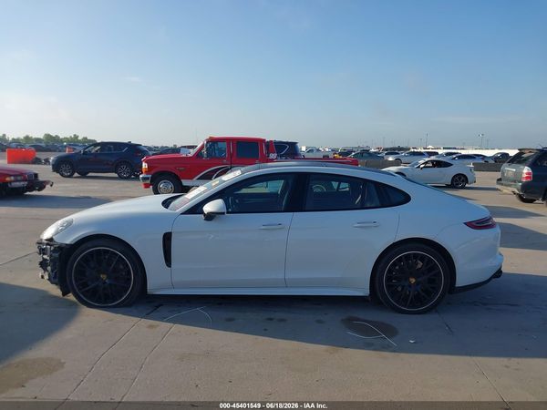 2017 PORSCHE PANAMERA 4S