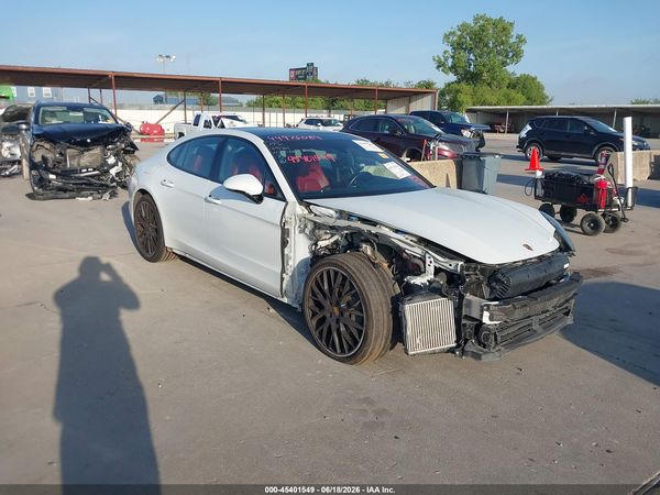 2017 PORSCHE PANAMERA 4S