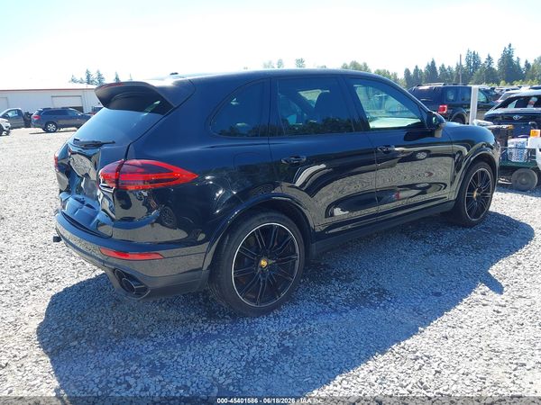 2016 PORSCHE CAYENNE TURBO/TURBO S