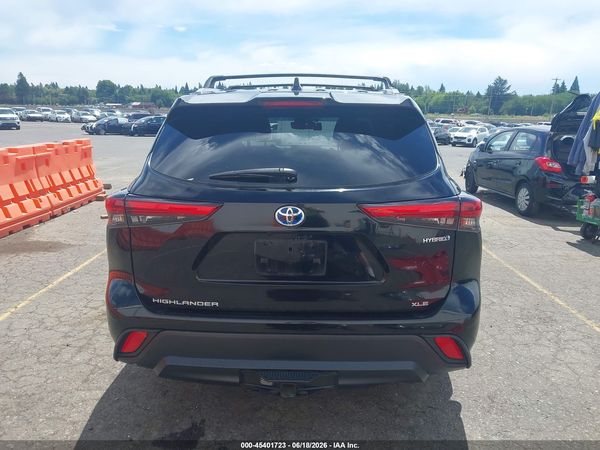 2021 TOYOTA HIGHLANDER HYBRID XLE