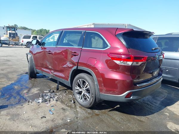 2019 TOYOTA HIGHLANDER LE