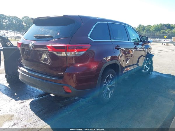 2019 TOYOTA HIGHLANDER LE