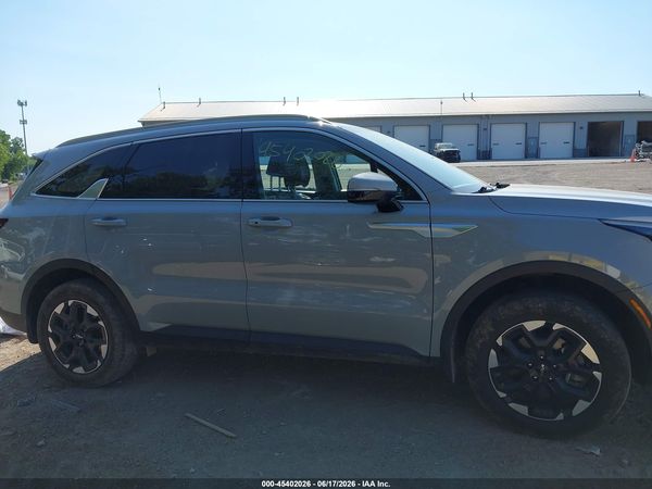 2025 KIA SORENTO S