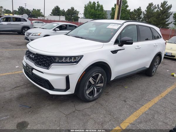 2022 KIA SORENTO S