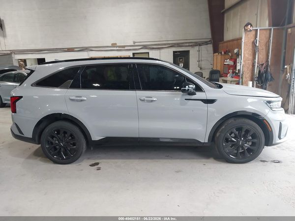 2022 KIA SORENTO SX