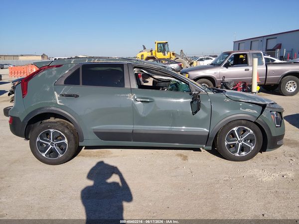 2025 KIA NIRO EX