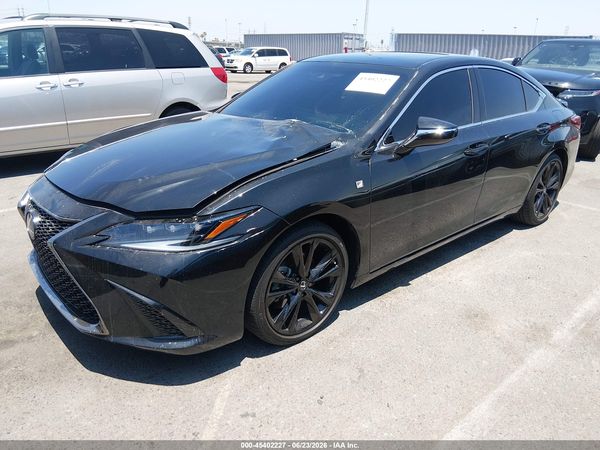 2022 LEXUS ES 300H F SPORT