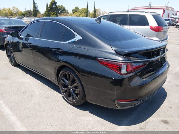 2022 LEXUS ES 300H F SPORT
