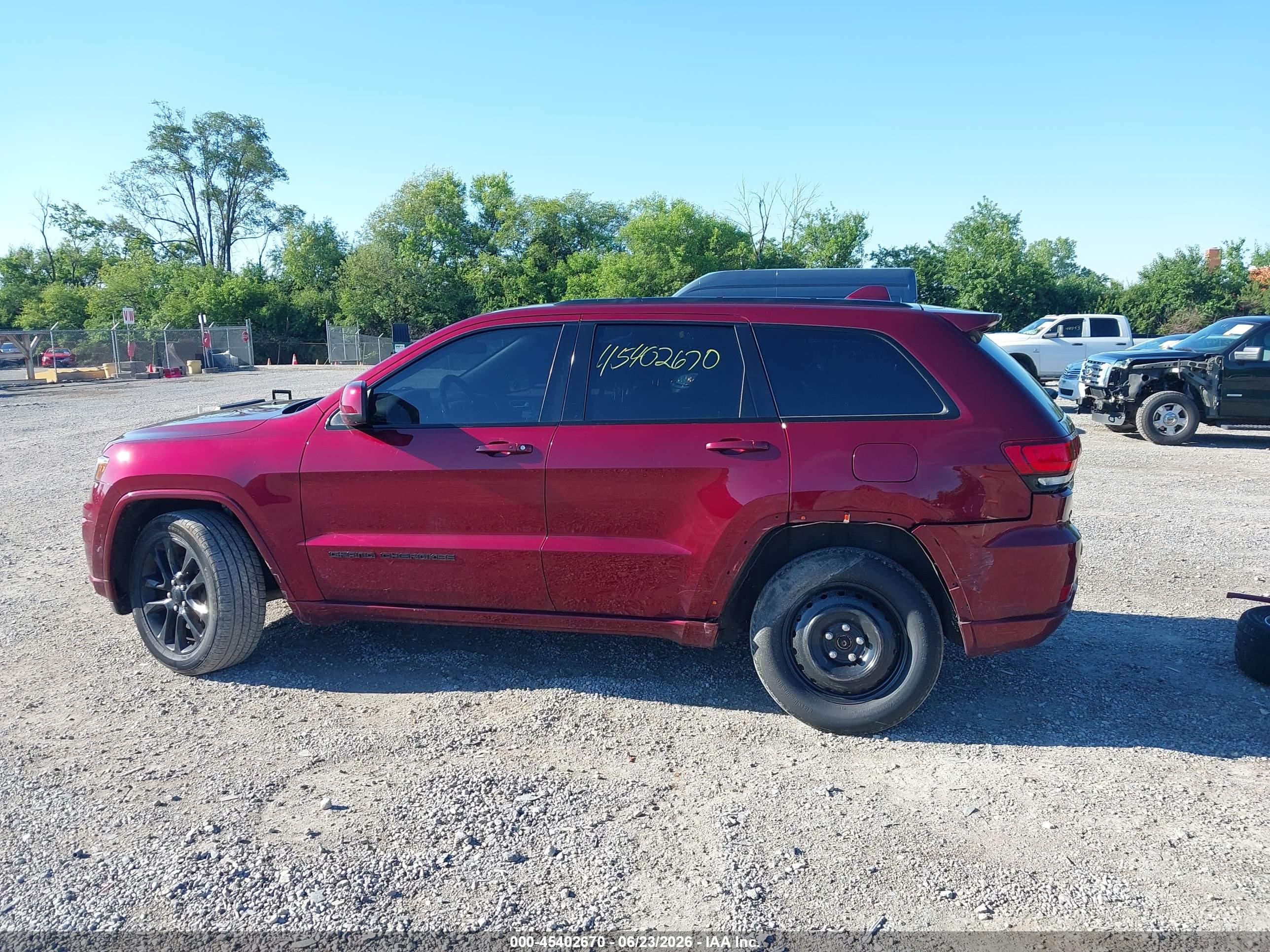 2021 JEEP GRAND CHEROKEE LAREDO X 4X4