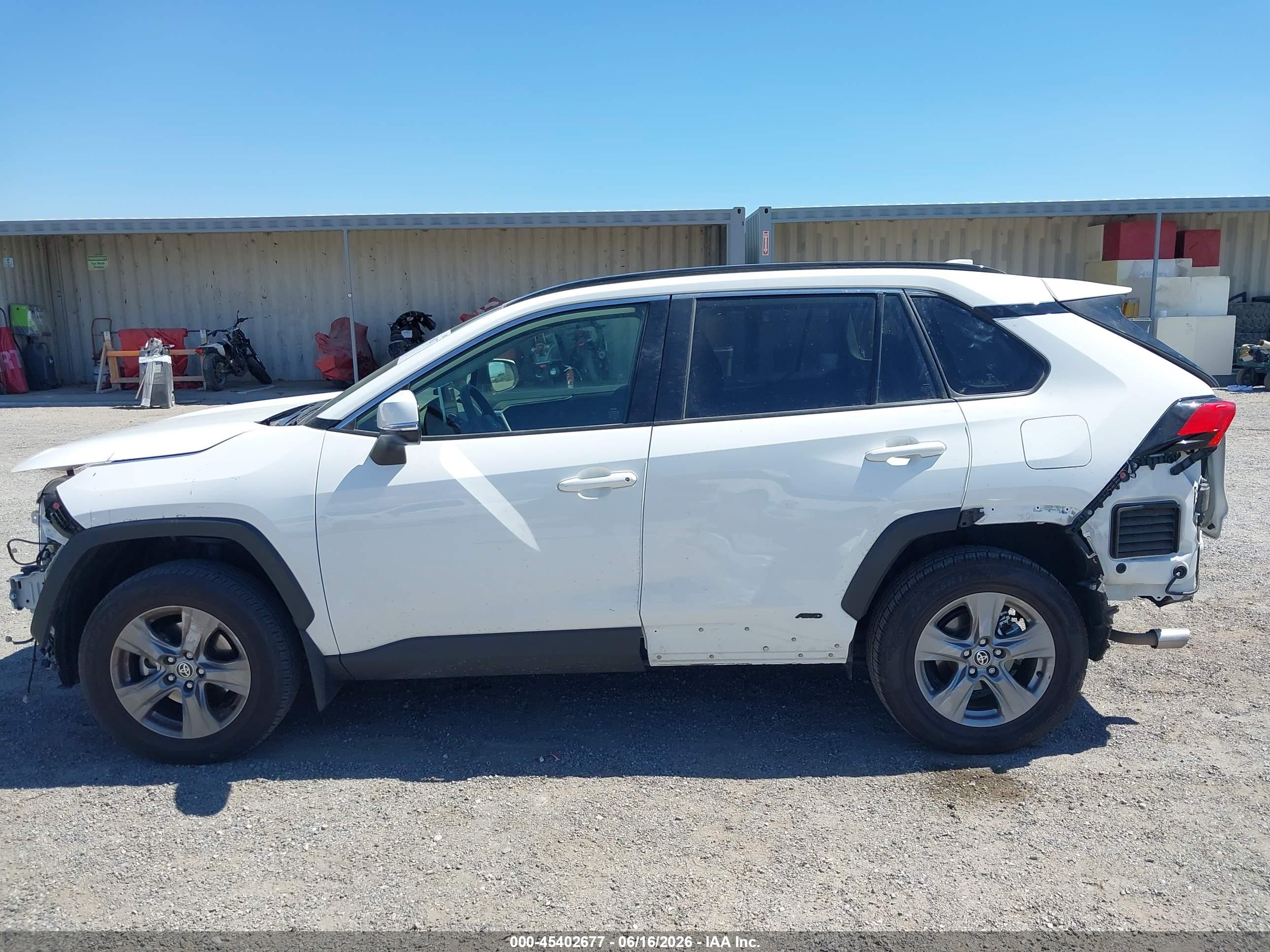 2024 TOYOTA RAV4 HYBRID LE