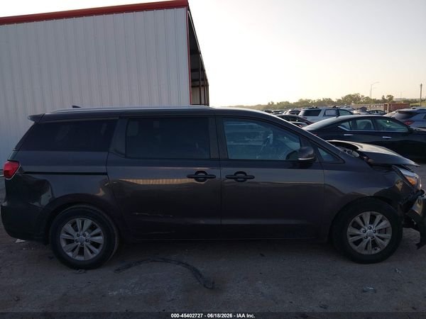 2016 KIA SEDONA LX