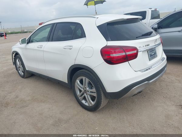 2019 MERCEDES-BENZ GLA 250 4MATIC