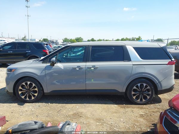 2022 KIA CARNIVAL MPV EX