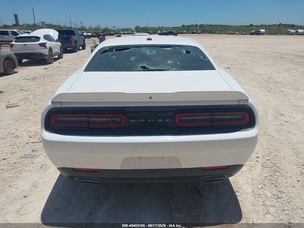 2018 DODGE CHALLENGER SXT