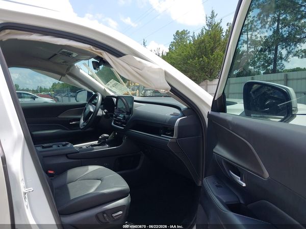 2024 TOYOTA GRAND HIGHLANDER XLE