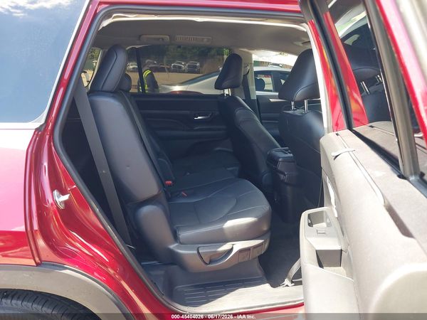 2025 TOYOTA GRAND HIGHLANDER XLE