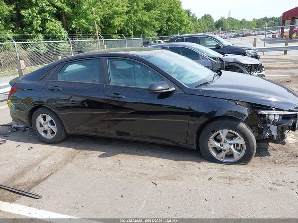 2023 HYUNDAI ELANTRA SE