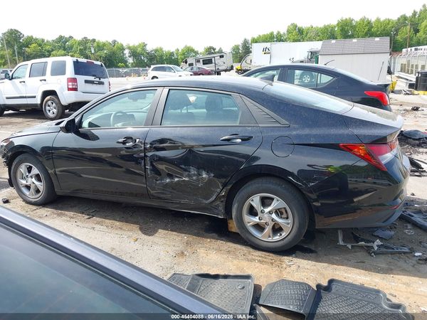 2023 HYUNDAI ELANTRA SE