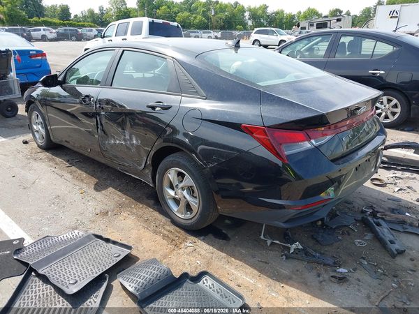 2023 HYUNDAI ELANTRA SE