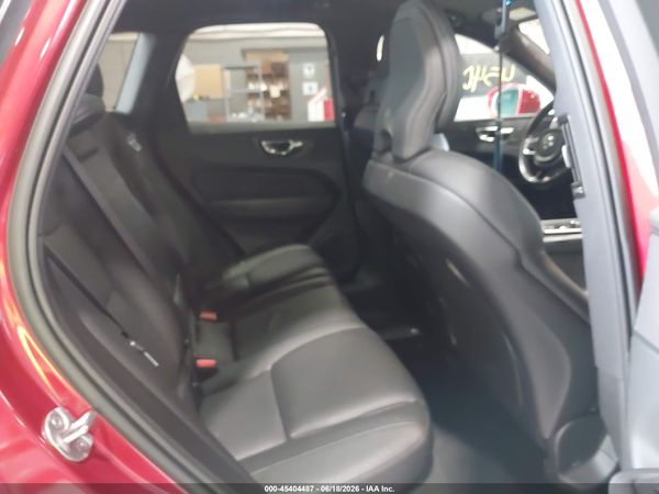 2020 VOLVO XC60 T5 MOMENTUM