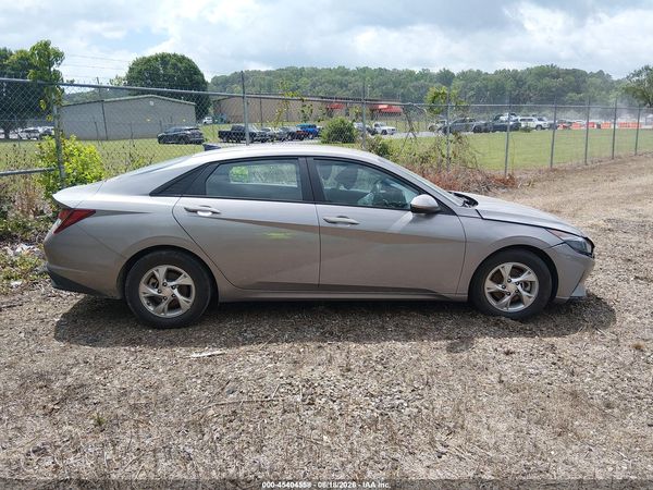 2023 HYUNDAI ELANTRA SE