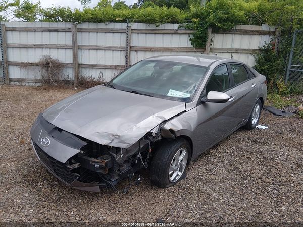 2023 HYUNDAI ELANTRA SE