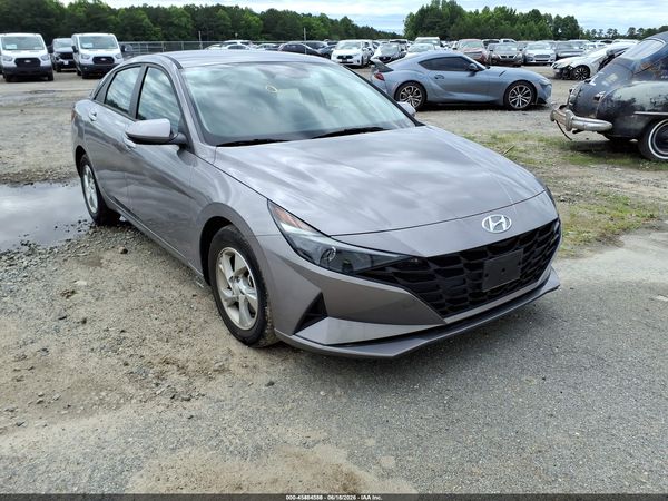 2023 HYUNDAI ELANTRA SE