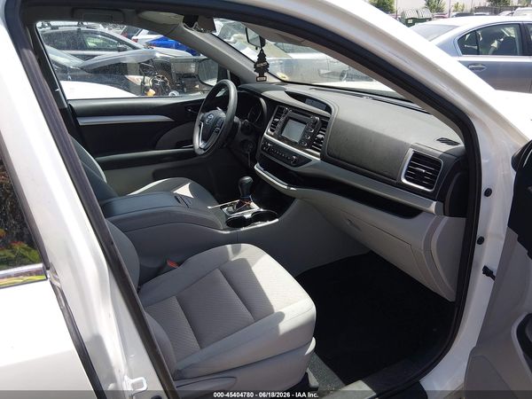 2016 TOYOTA HIGHLANDER LE/LE PLUS