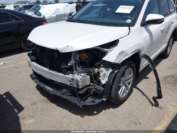2016 TOYOTA HIGHLANDER LE/LE PLUS