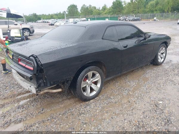 2016 DODGE CHALLENGER SXT