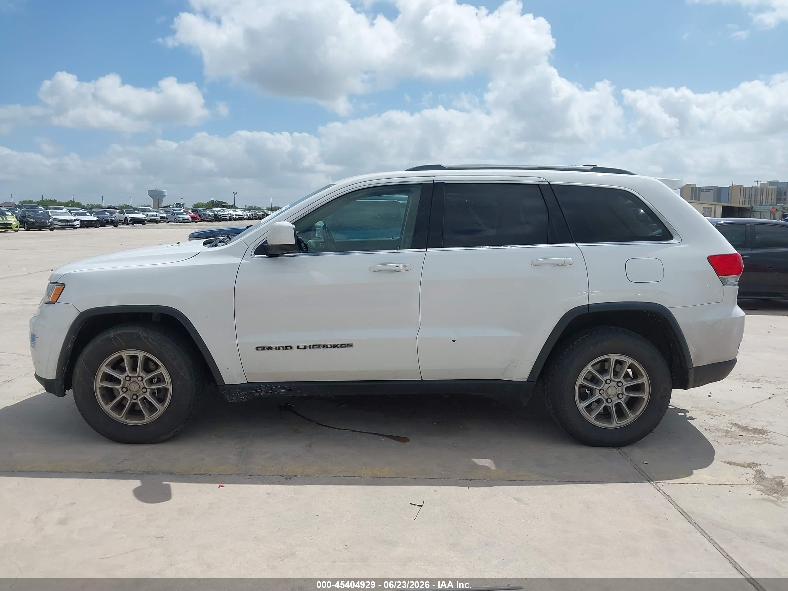 2019 JEEP GRAND CHEROKEE LAREDO E 4X2
