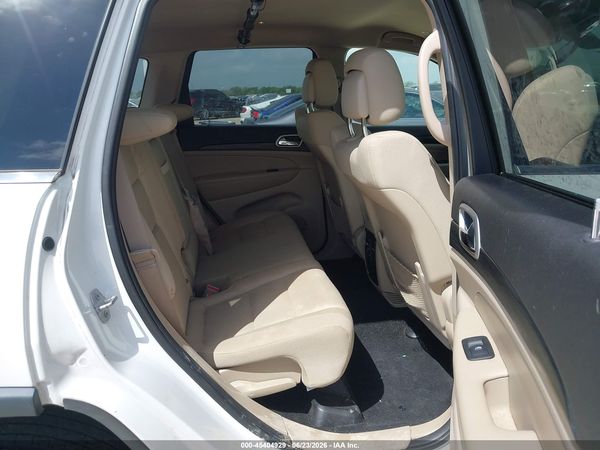 2019 JEEP GRAND CHEROKEE LAREDO E 4X2