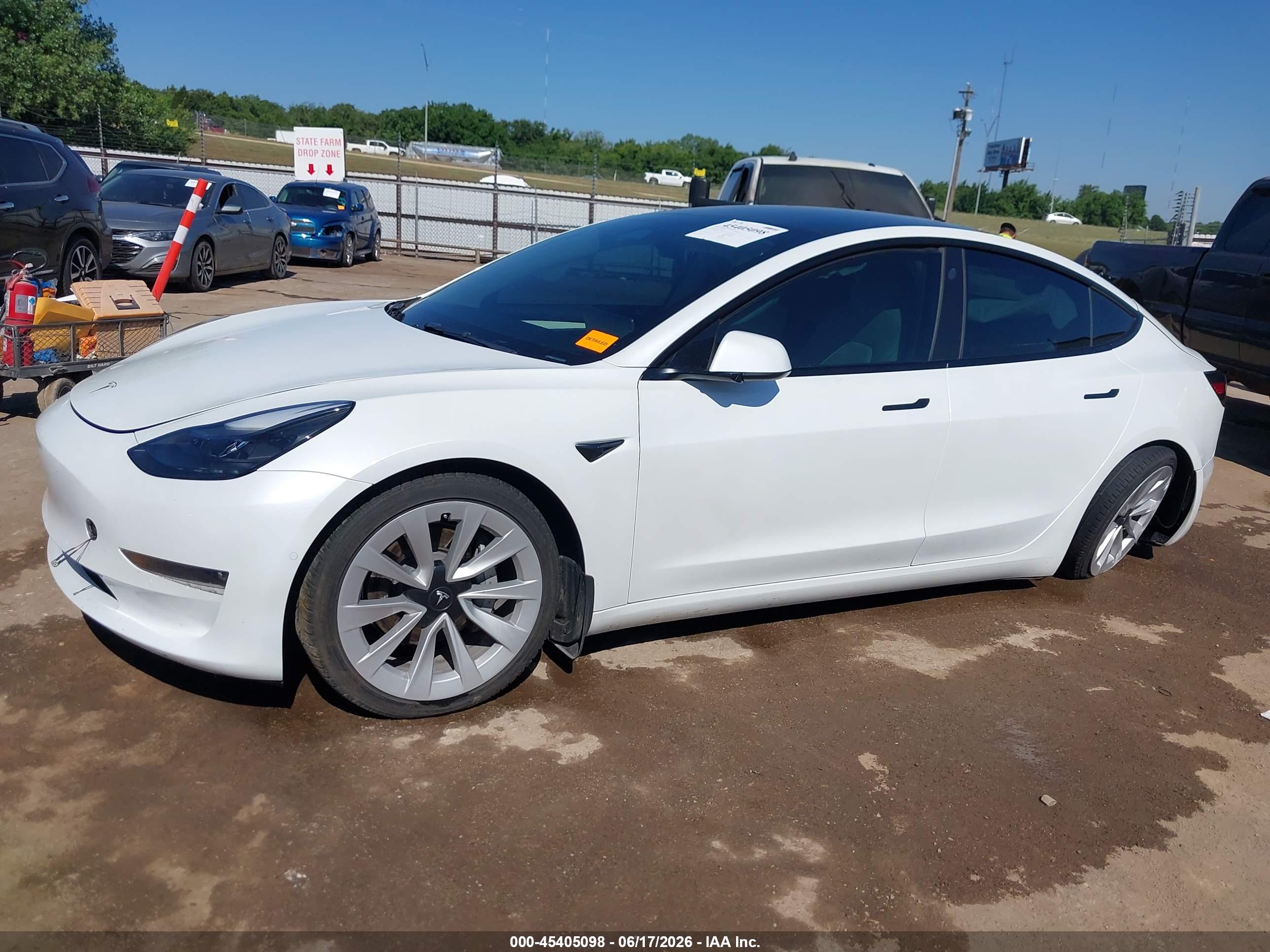 2022 TESLA MODEL 3