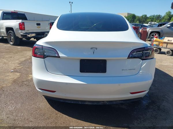 2022 TESLA MODEL 3