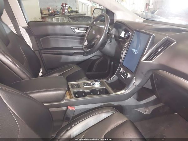2022 FORD EDGE TITANIUM — I5