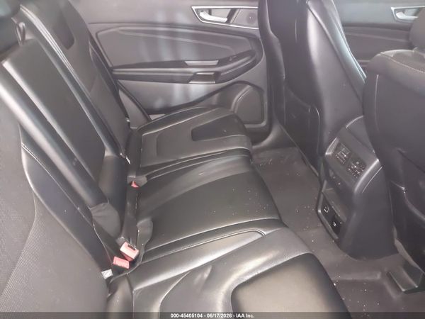 2022 FORD EDGE TITANIUM — I8