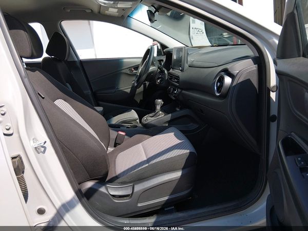 2023 HYUNDAI KONA SE